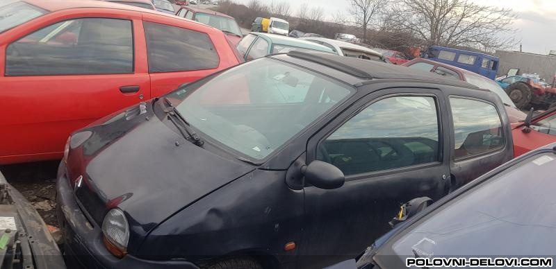 Renault  Twingo  Kompletan Auto U Delovima