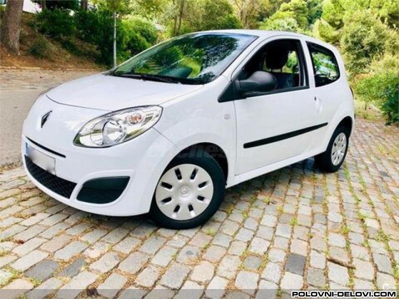 Renault  Twingo  Kompletan Auto U Delovima