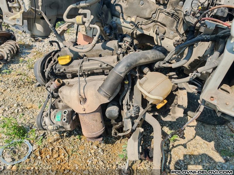 Saab  9-3 1.8b  92kw Kompletan Auto U Delovima