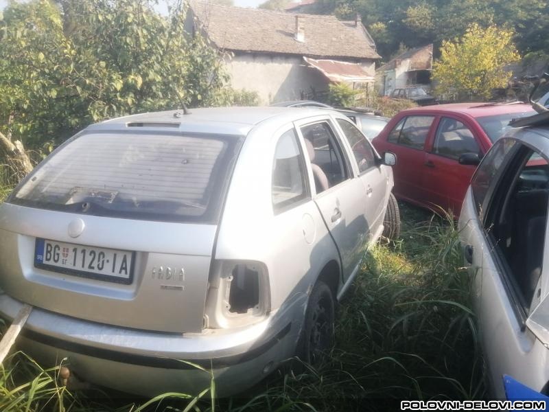 Skoda  Fabia 1.2 12v  Kompletan Auto U Delovima