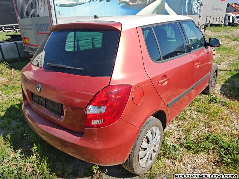Skoda  Fabia 1.2 6Ventila Kompletan Auto U Delovima