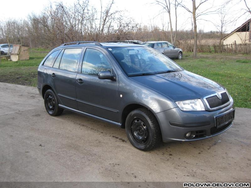 Skoda  Fabia 1.2b 47 Kw Kompletan Auto U Delovima