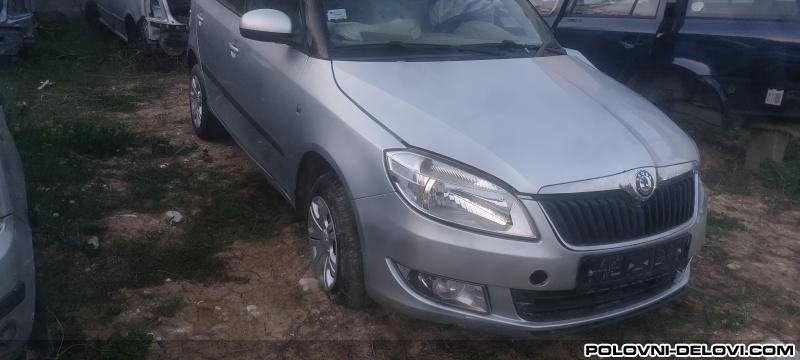 Skoda  Fabia 1.4 Kompletan Auto U Delovima