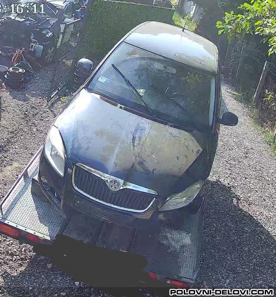 Skoda  Fabia 2 Kompletan Auto U Delovima