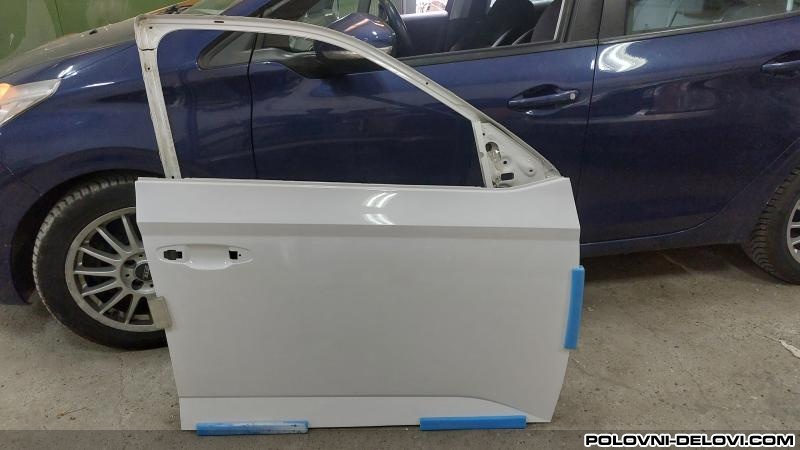 Skoda  Fabia Desna Vrata Fabia 3 Karoserija