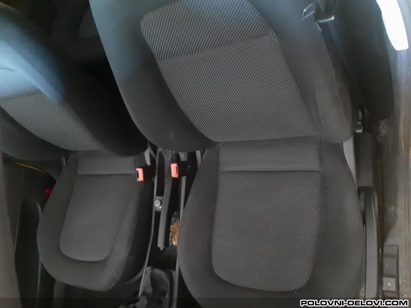 Skoda  Fabia  Enterijer