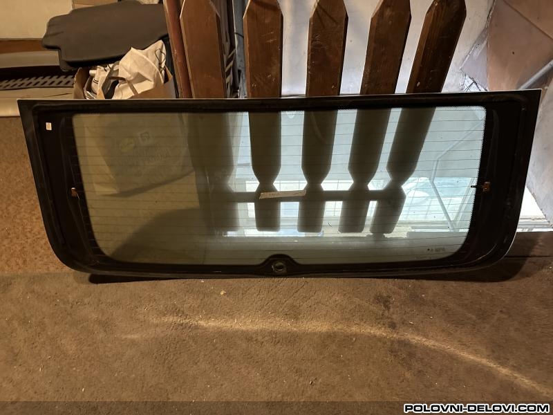 Skoda  Fabia  Stakla