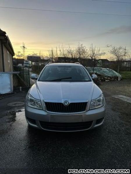 Skoda  Octavia 1.6 TDI Kompletan Auto U Delovima