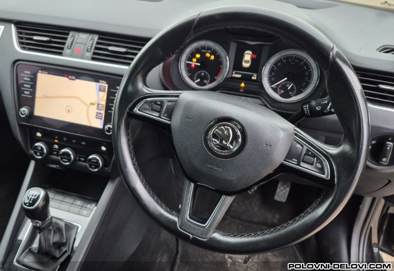 Skoda  Octavia 1.6 Tdi Kompletan Auto U Delovima