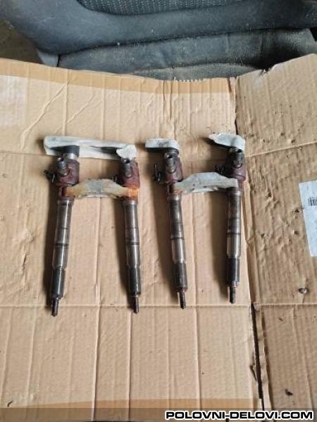 Skoda  Octavia 1.6 Tdi Motor I Delovi Motora