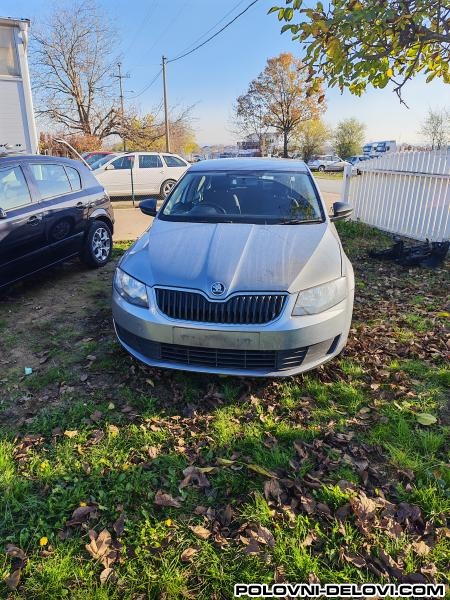 Skoda  Octavia 1.6tdi Kompletan Auto U Delovima