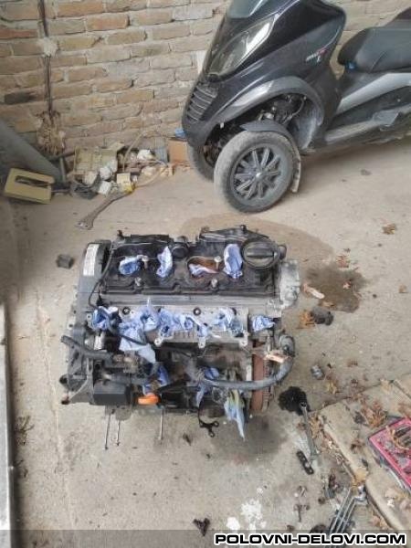 Skoda  Octavia 1.6tdi Motor I Delovi Motora
