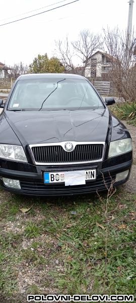 Skoda  Octavia 2.0 16v Kompletan Auto U Delovima