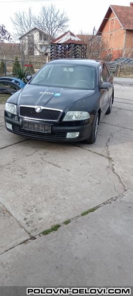 Skoda  Octavia 2.0 16v Kompletan Auto U Delovima