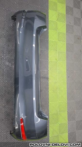 Skoda Octavia 3  5E55807421 Zadnji Branik