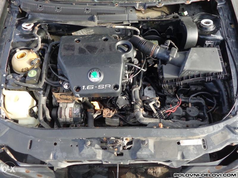 Skoda  Octavia Benzin Kompletan Auto U Delovima