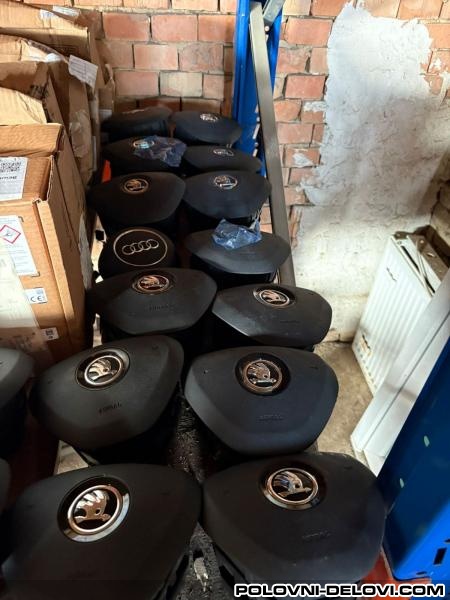 Skoda  Octavia  Enterijer