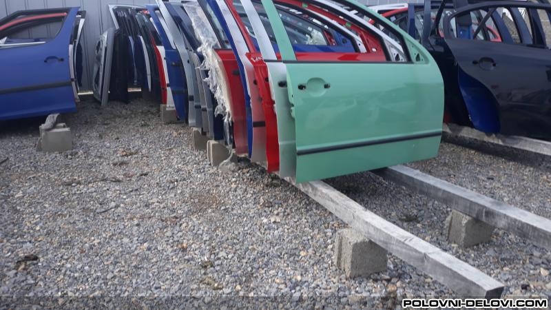 Skoda  Octavia  Kompletan Auto U Delovima