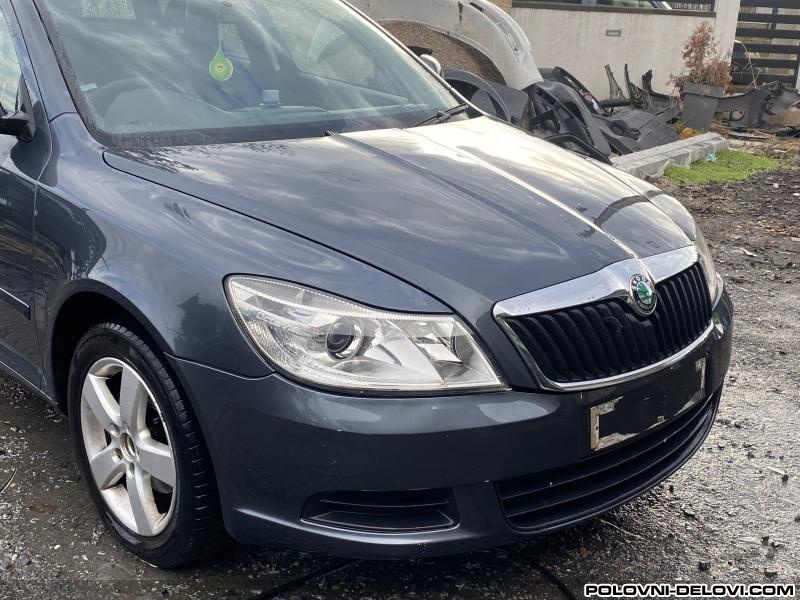 Skoda  Octavia PREDNJI BRANIK Karoserija