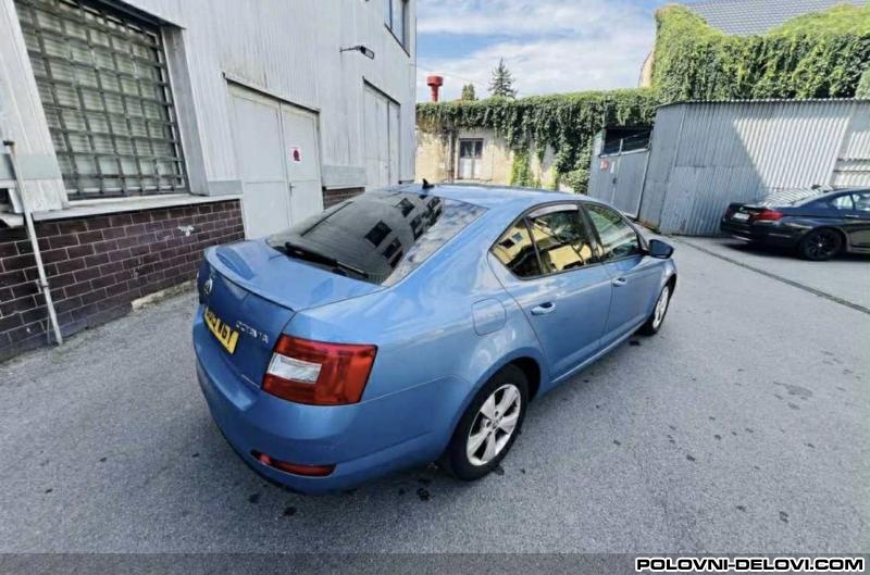 Skoda  Octavia TDI Svetla I Signalizacija