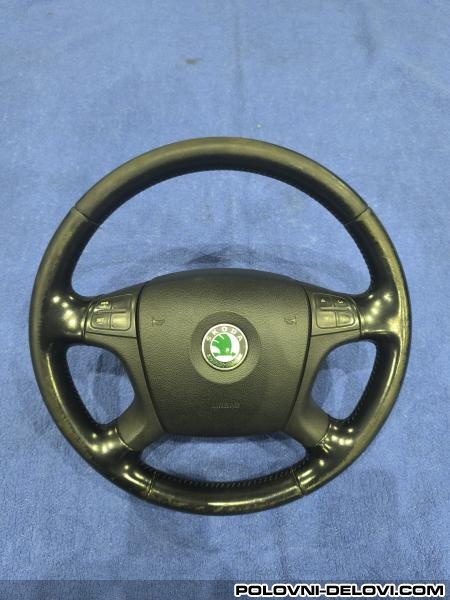 Skoda  Octavia Volan Sa Komandama Enterijer