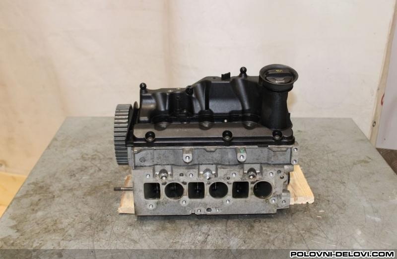Skoda  Rapid Glava Motora Motor I Delovi Motora