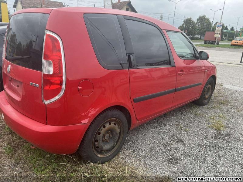 Skoda Roomster Fabia Praktik Yeti  Kompletan Auto U Delovima