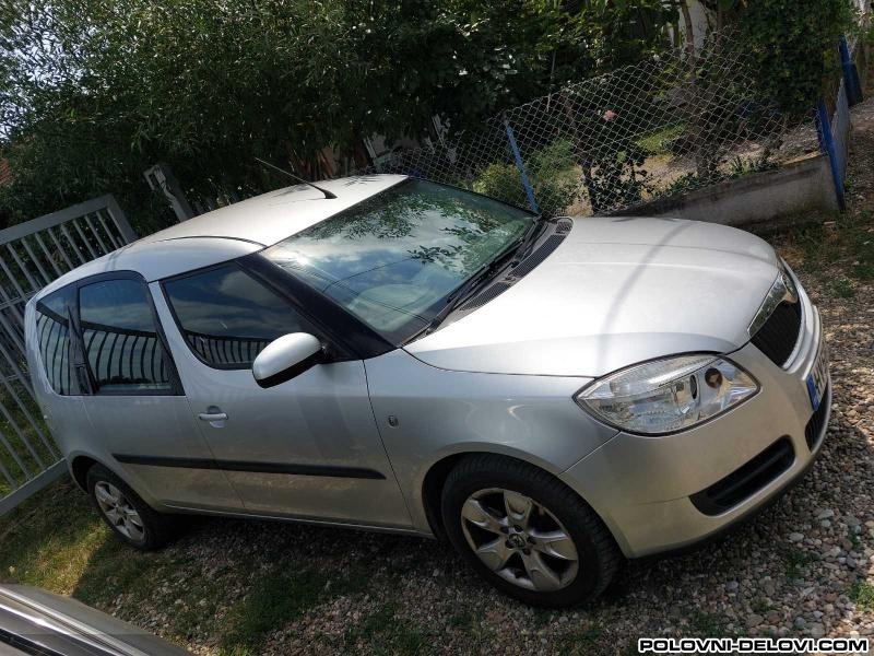 Skoda  Roomster Praktik Rapid Fabia  Kompletan Auto U Delovima
