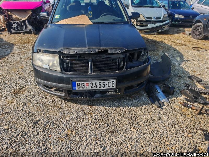 Skoda  Superb 2.0 B Kompletan Auto U Delovima