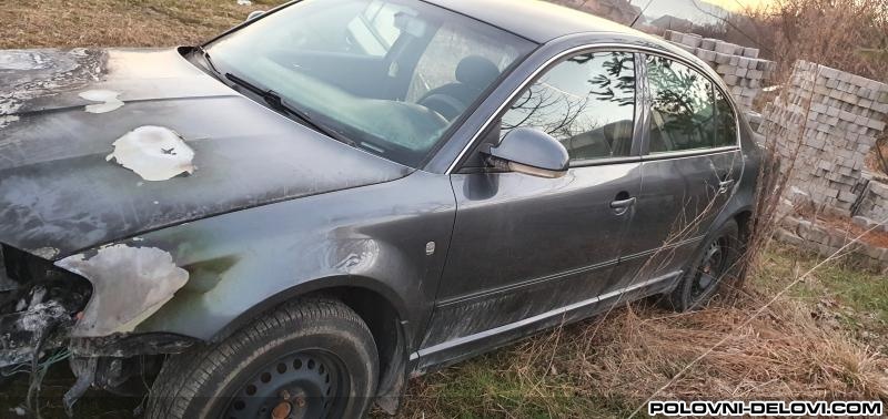 Skoda  Superb 2.0tdi Kompletan Auto U Delovima