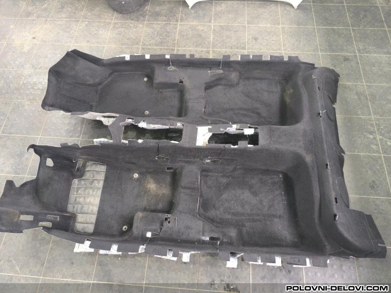 Skoda  Superb Tepih Kabine Enterijer