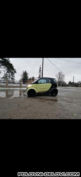 Smart  ForTwo 0.7 Kompletan Auto U Delovima