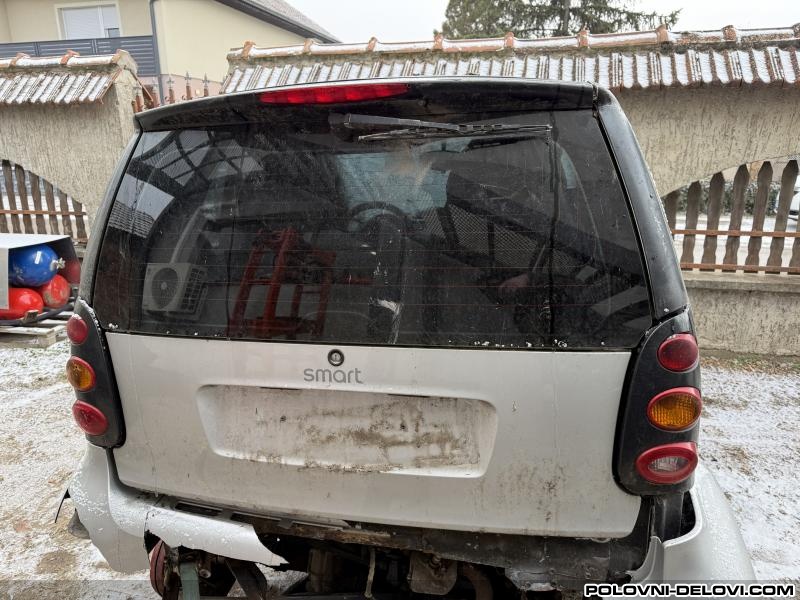 Smart  ForTwo 0.7i Kompletan Auto U Delovima