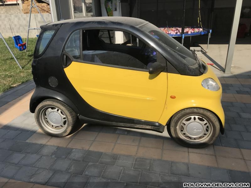 Smart  ForTwo 600 Benzin Kompletan Auto U Delovima