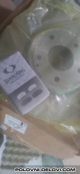 SsangYong  Rexton Hdi Kompletan Auto U Delovima