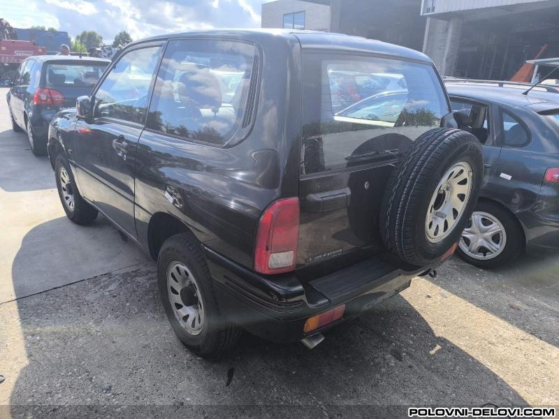 Suzuki  Grand Vitara Desno Stop Svetlo 98-05