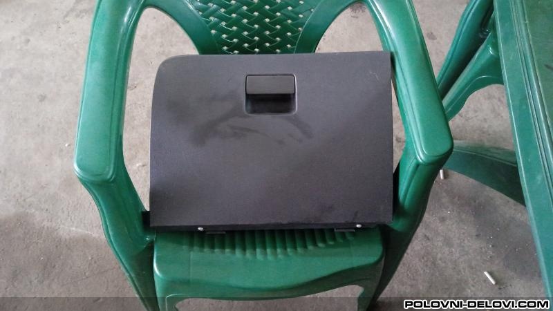 Suzuki  SX4  Enterijer