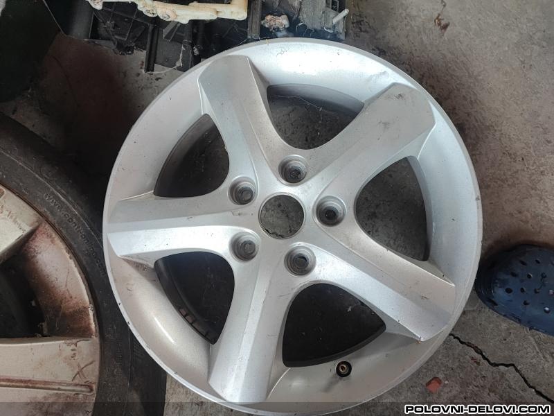 Suzuki  SX4  Razni Delovi