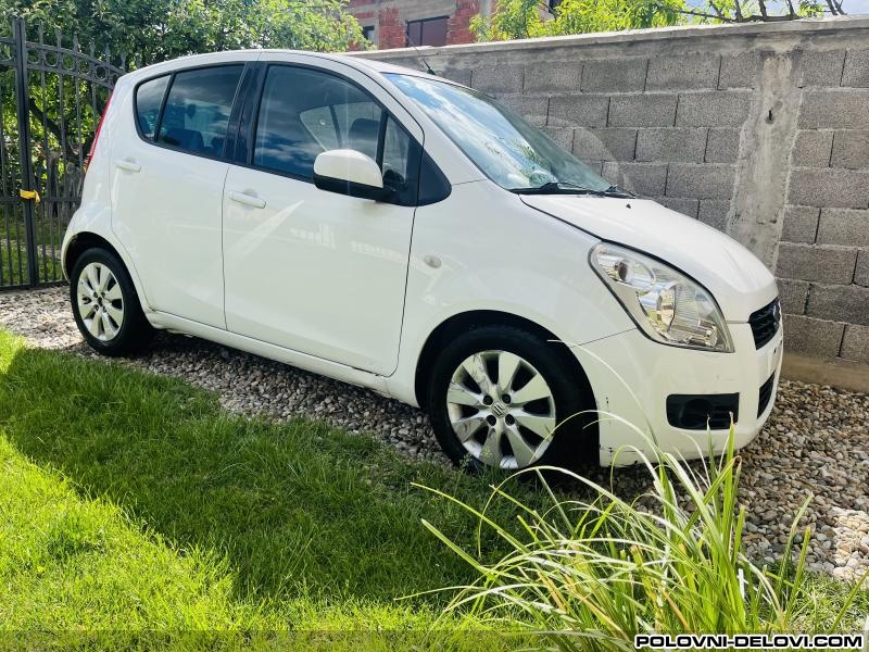 Suzuki  Splash 1.0 Kompletan Auto U Delovima