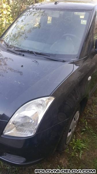 Suzuki  Swift 1.3 Kompletan Auto U Delovima