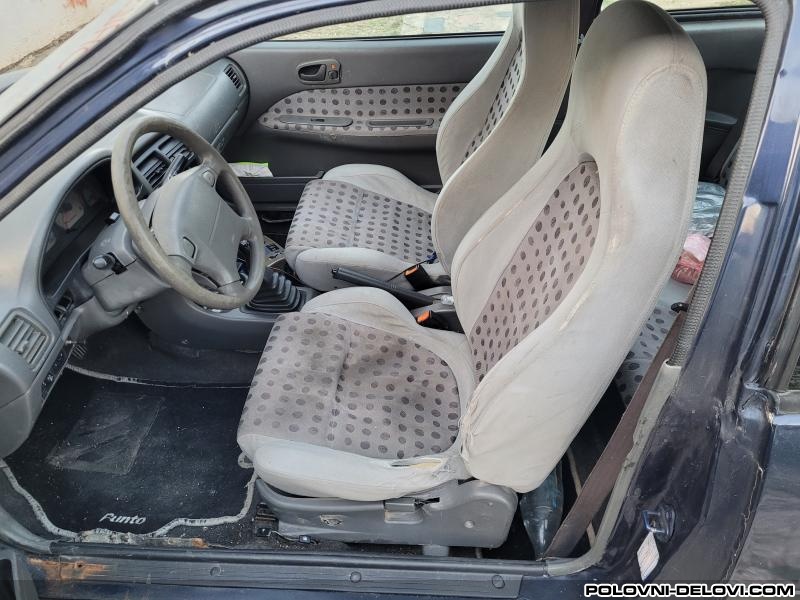 Suzuki  Swift 993 Ccm 39 Kw Enterijer