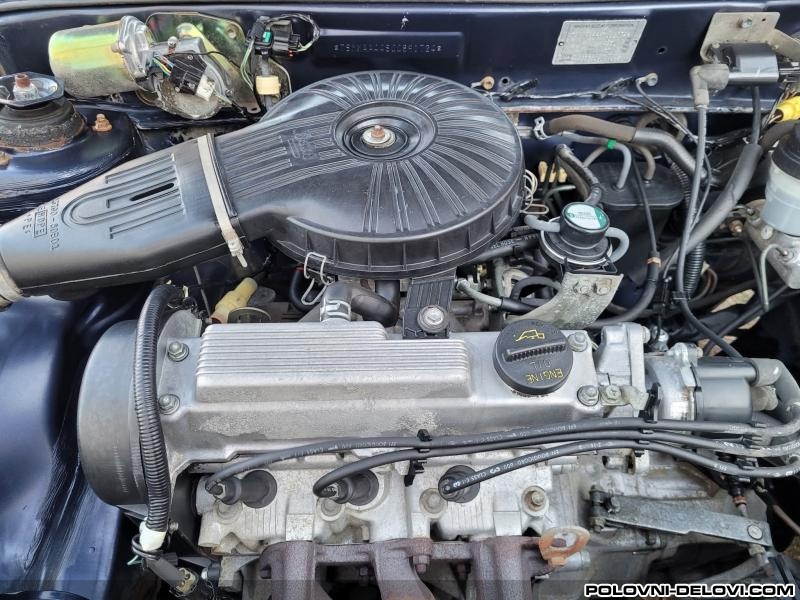 Suzuki  Swift 993 Ccm 39 Kw Motor I Delovi Motora