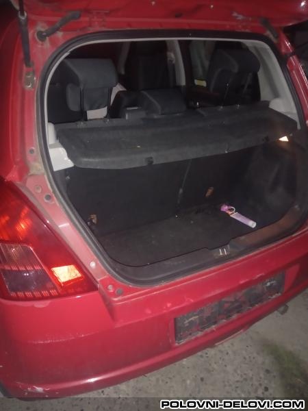 Suzuki  Swift  Enterijer