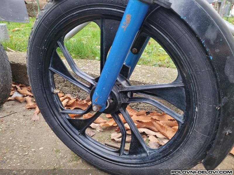 Tomos Alu felne TOMOS  Razni delovi