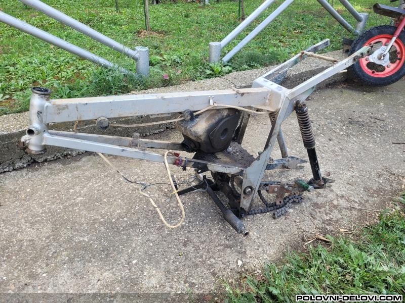 Tomos BT 50 Tomos ram Ram i delovi rama