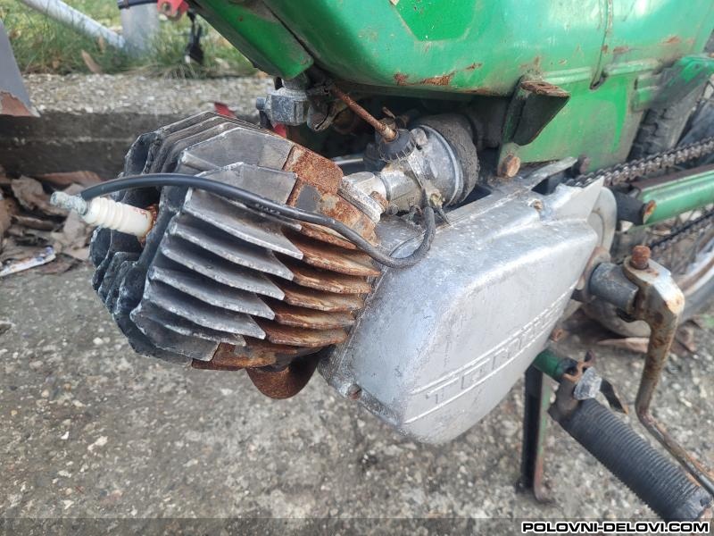 Tomos Mašina Automatik  Delovi motora