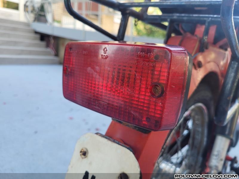 Tomos Stop svetlo  Svetla i Signalizacija