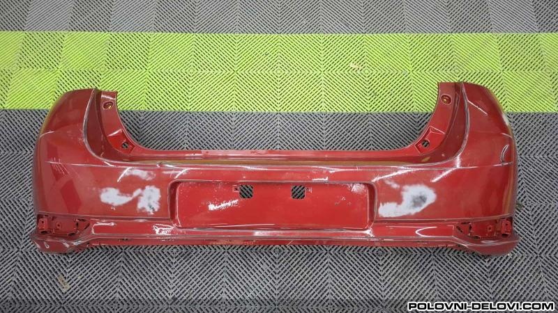 Toyota  Auris  52159-02D30 40 Zadnji Branik