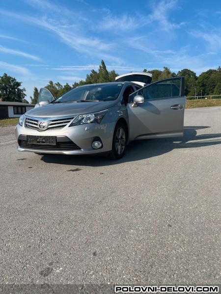 Toyota  Avensis Auris RAV4 CorollaVE Kompletan Auto U Delovima