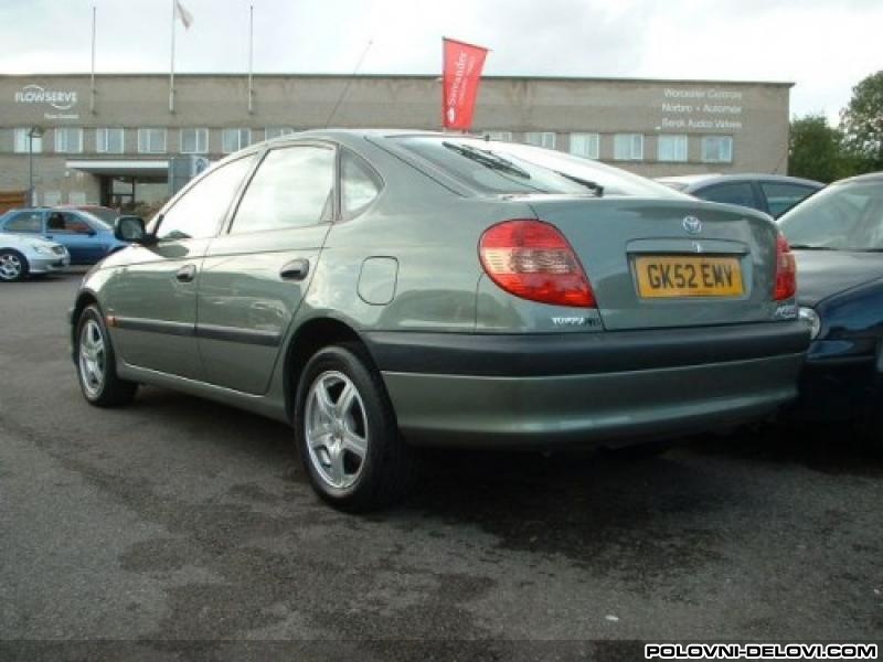 Toyota  Avensis  Karoserija